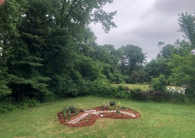 VIBRANT GARDEN IN TOPSFIELD, MA
