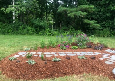 VIBRANT GARDEN IN TOPSFIELD, MA