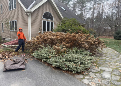mulching and weeding in Townsend, MA