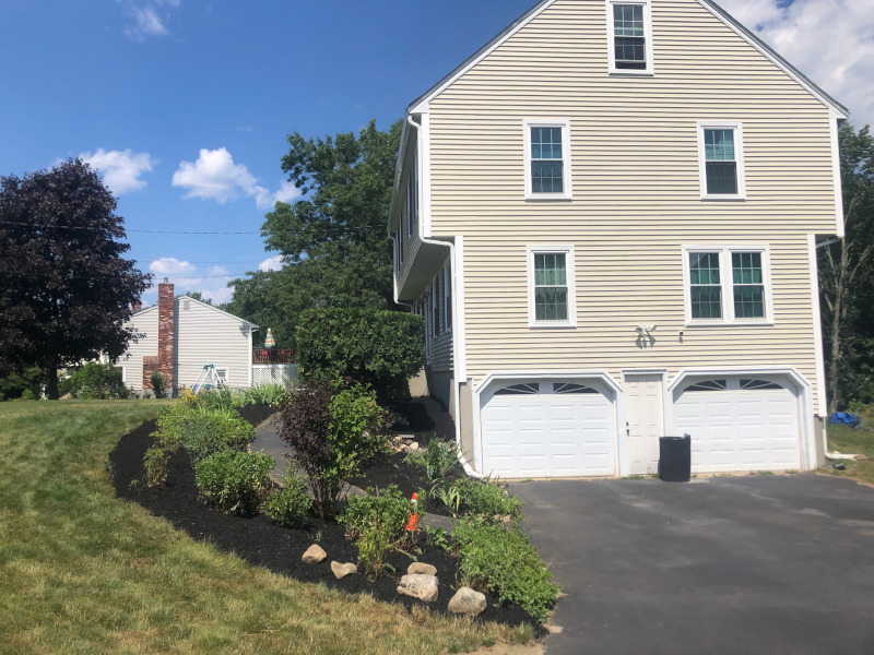 Garden Maintenance and Weeding in Chelmsford, MA