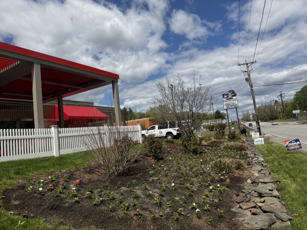 Garden Maintenance & Annual Flower Installation in Tyngsboro, MA